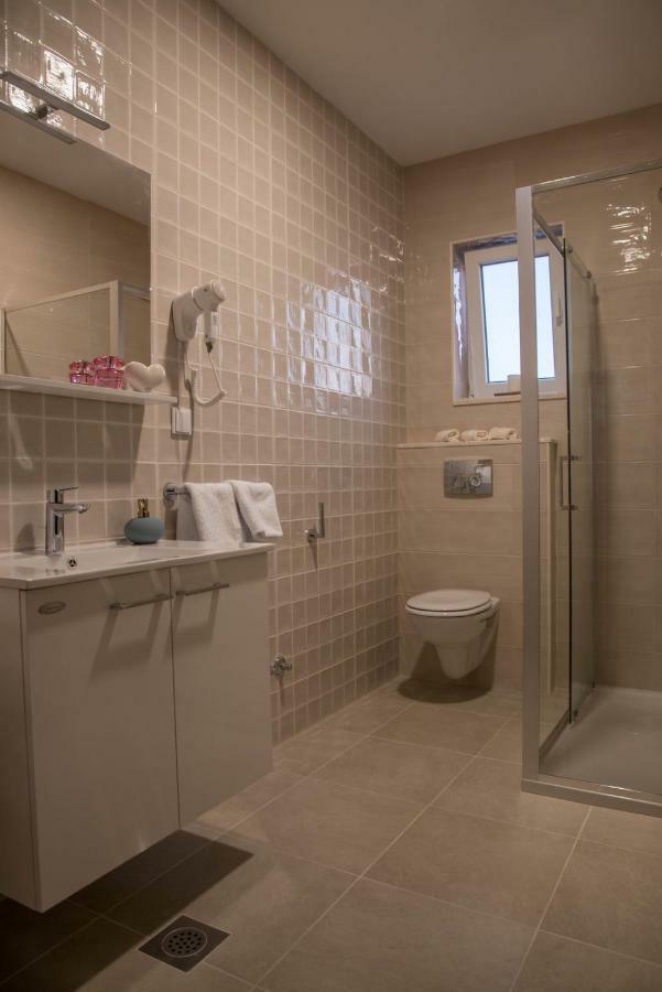 Apartment Eli - Sea View Mlini Kültér fotó