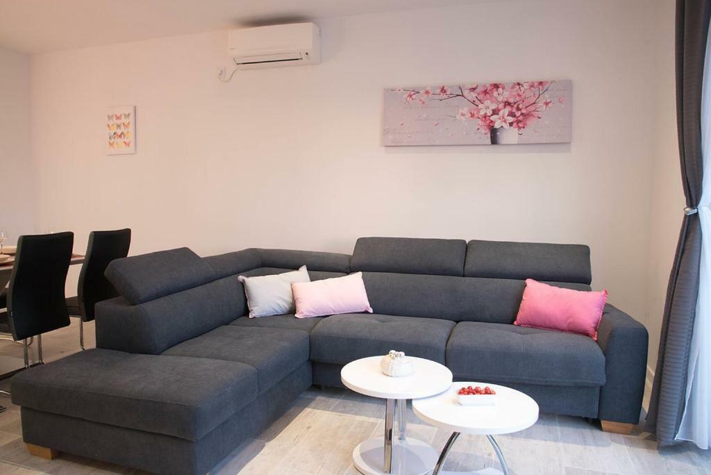 Apartment Eli - Sea View Mlini Kültér fotó