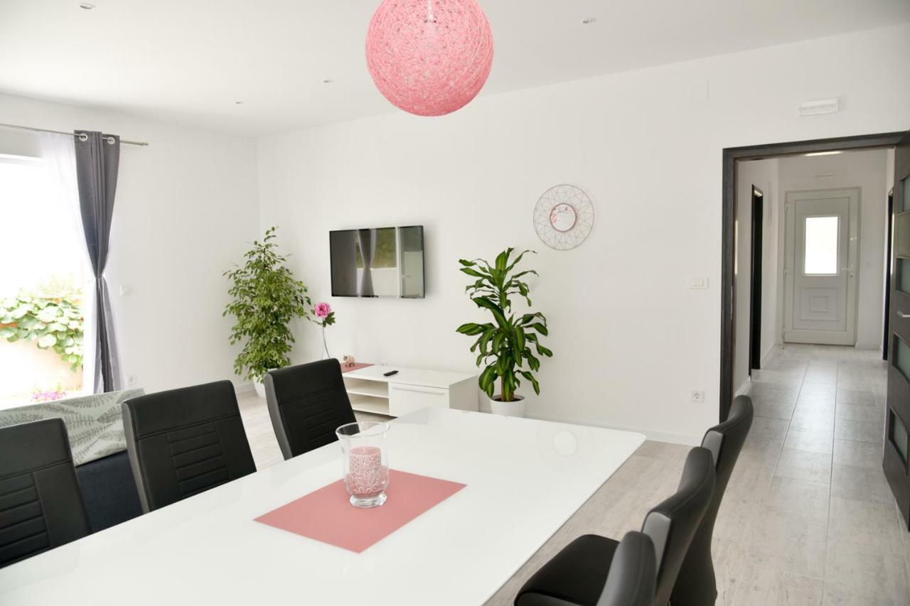 Apartment Eli - Sea View Mlini Kültér fotó